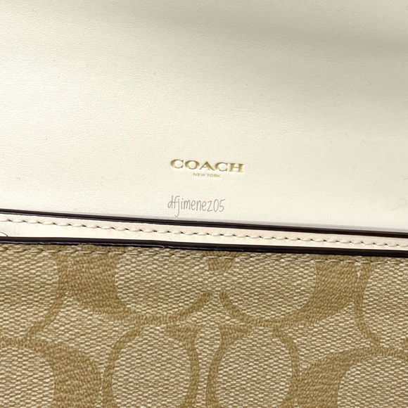 NWT Coach Wallet - Picture 7 of 8